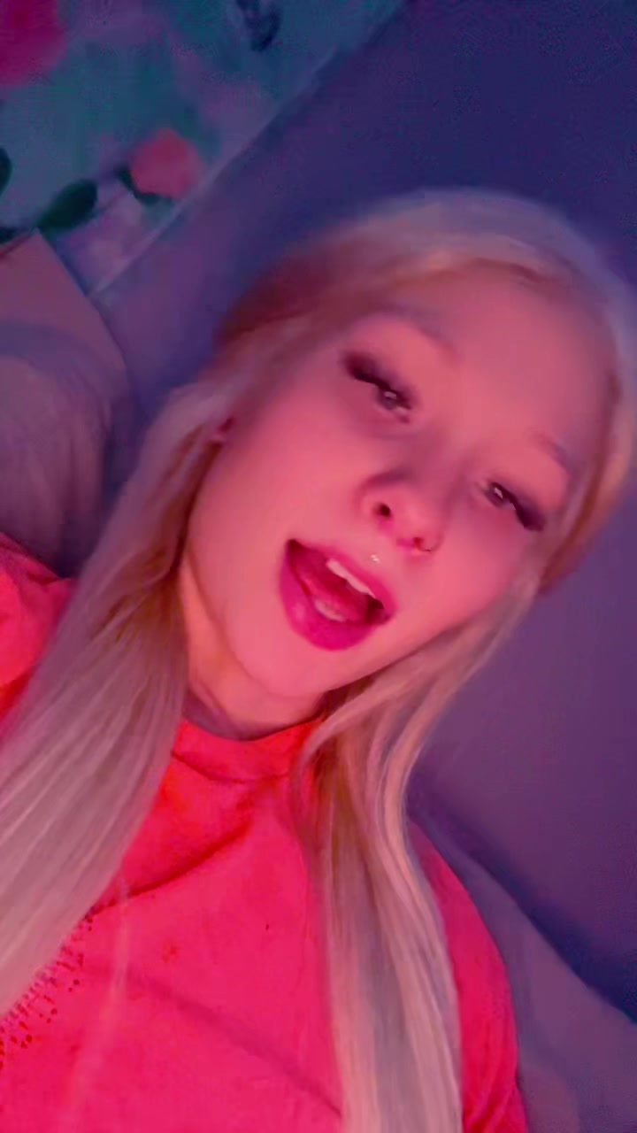 @VanaRae🤪