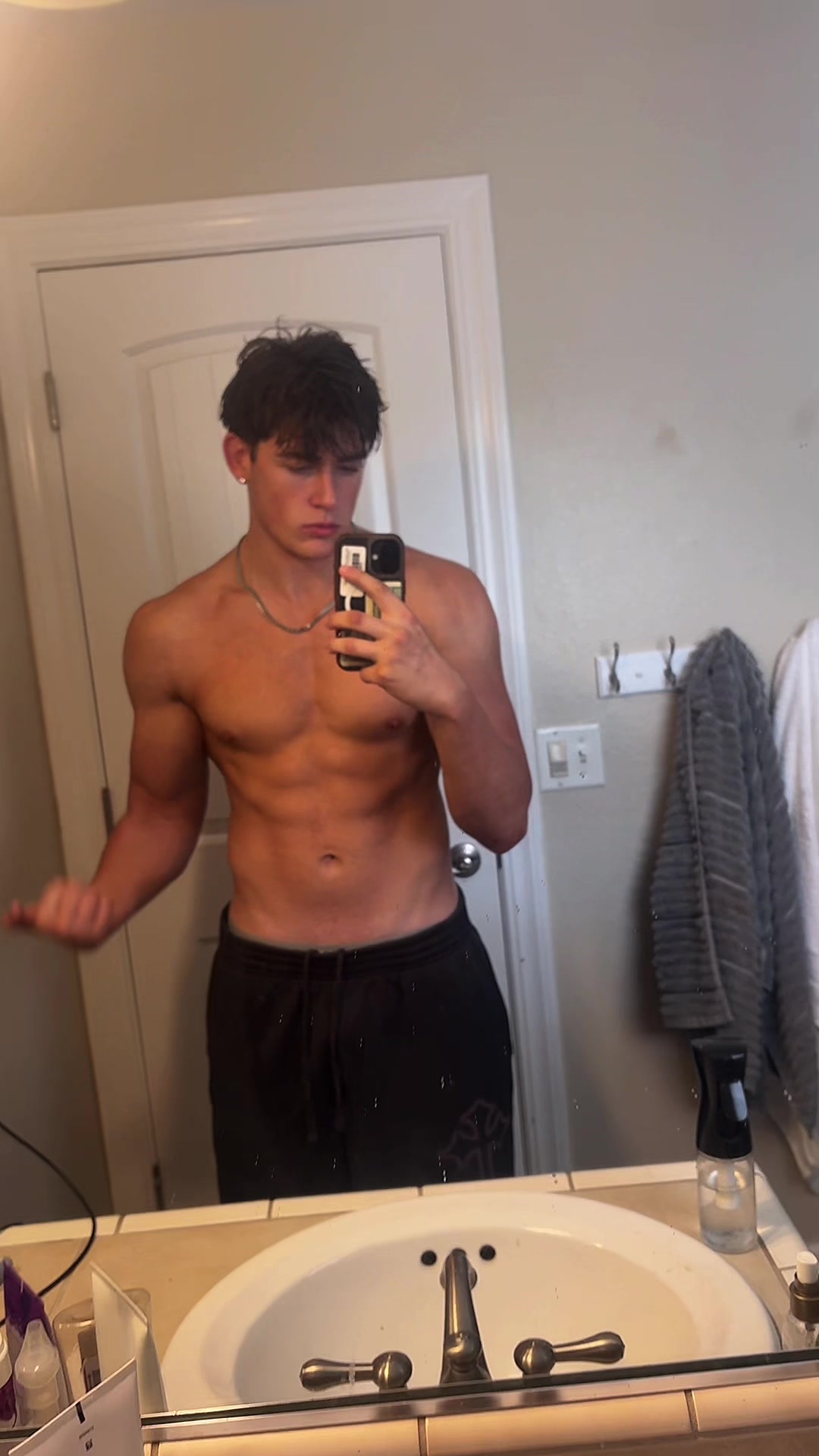 @Kyle_lifts