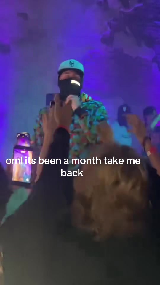 @rea<3