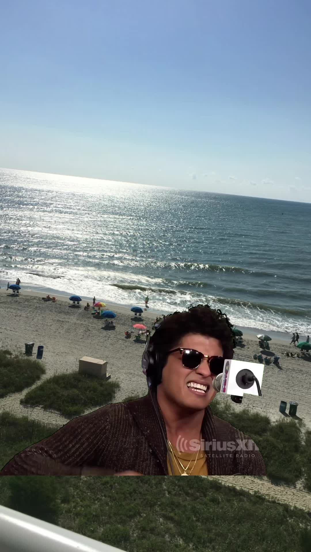 @Gg