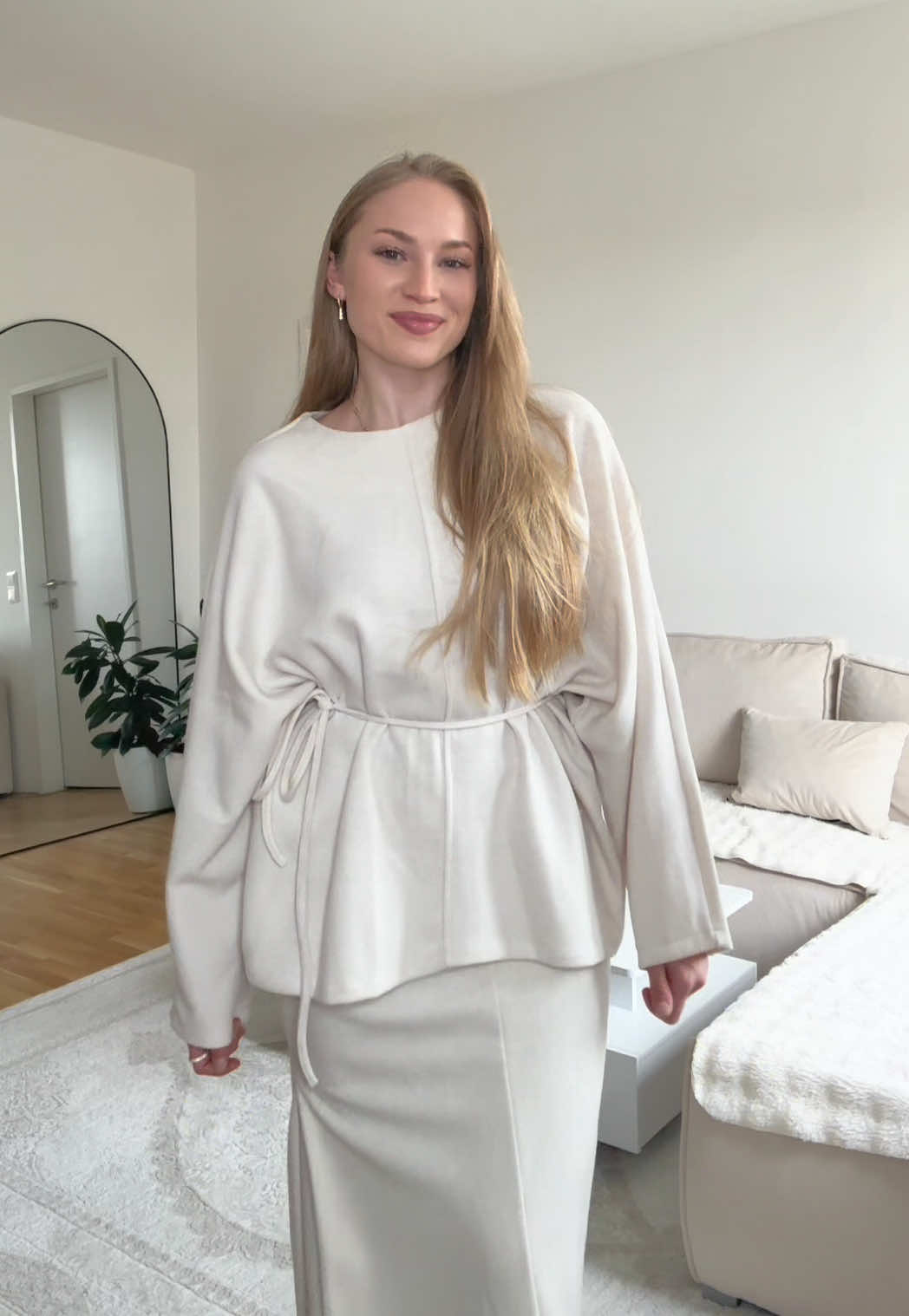 @Isabella