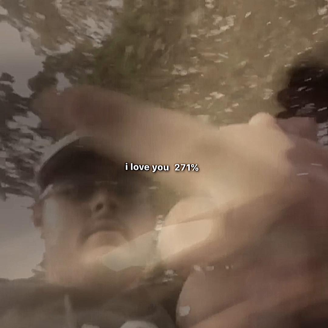 @Celina🤟🏻