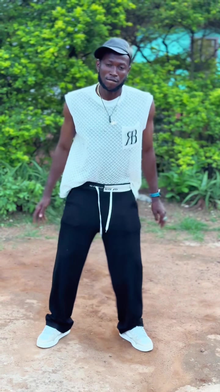 @Flamzy🇨🇲
