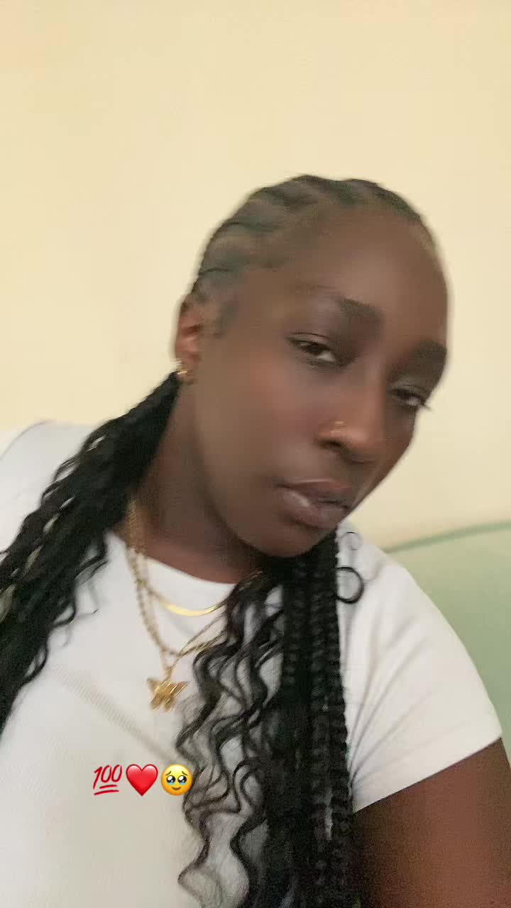@MissMeMe🕯️