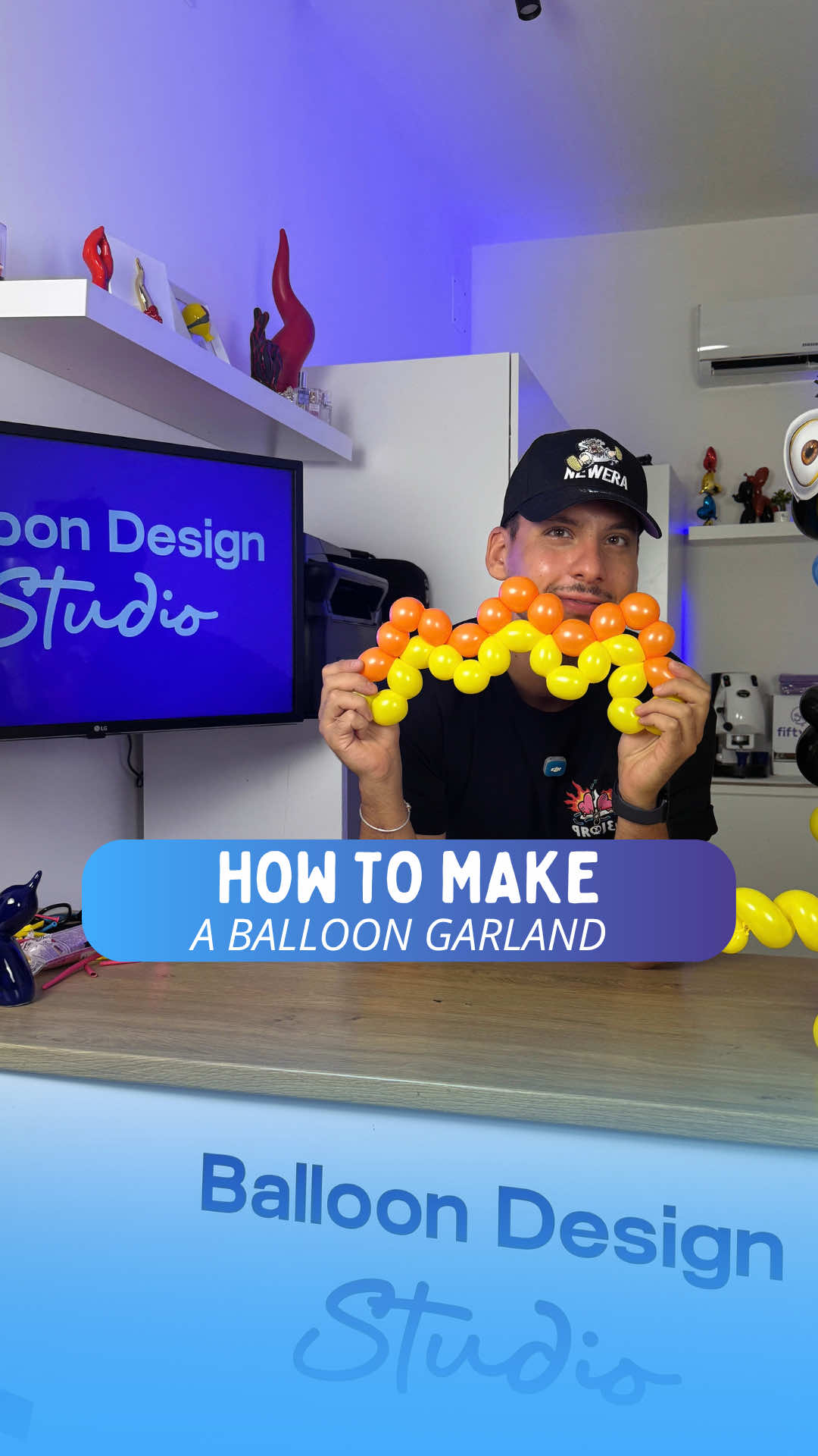 @Nello_Balloon Artist