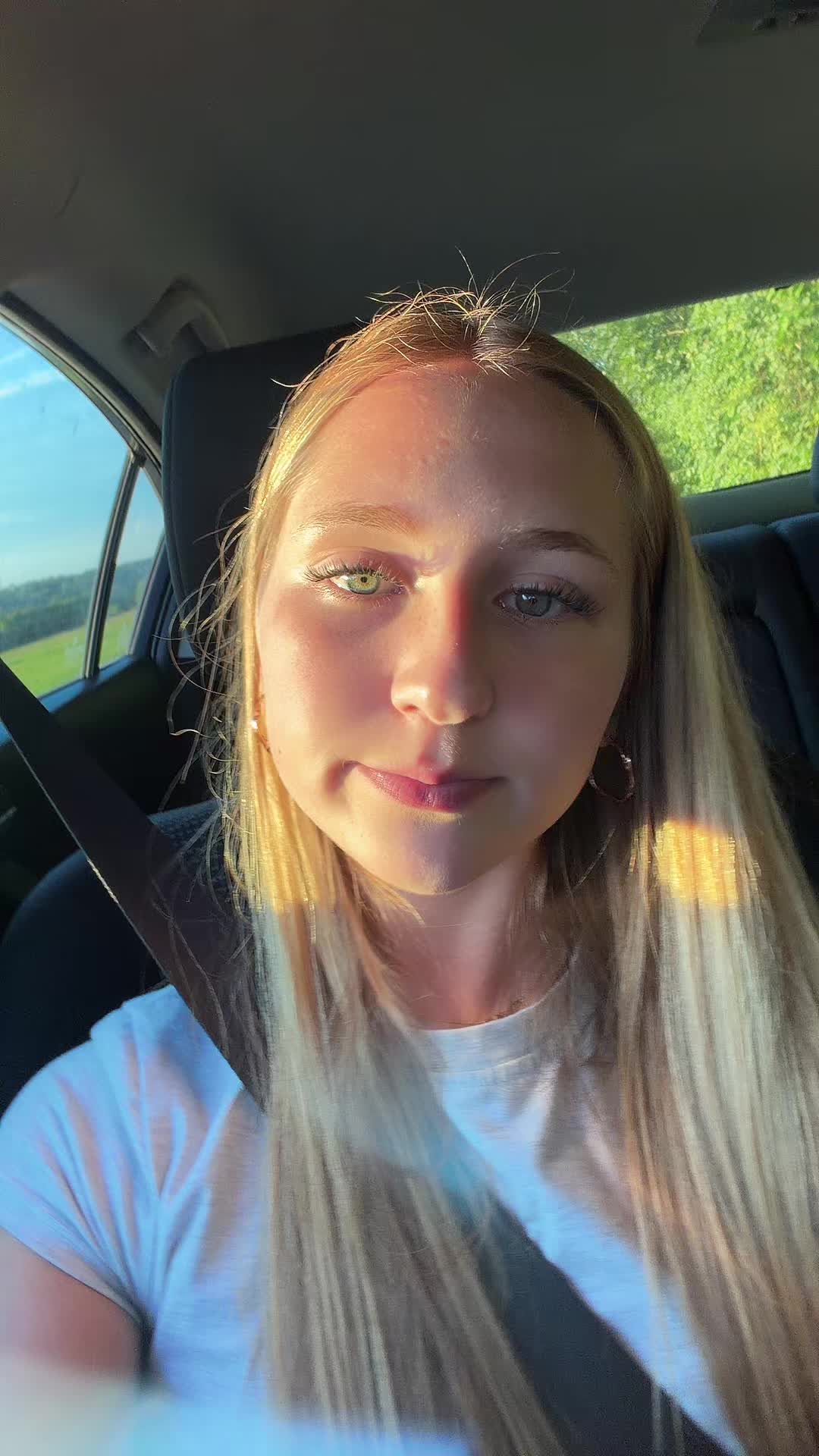 @emelia.h