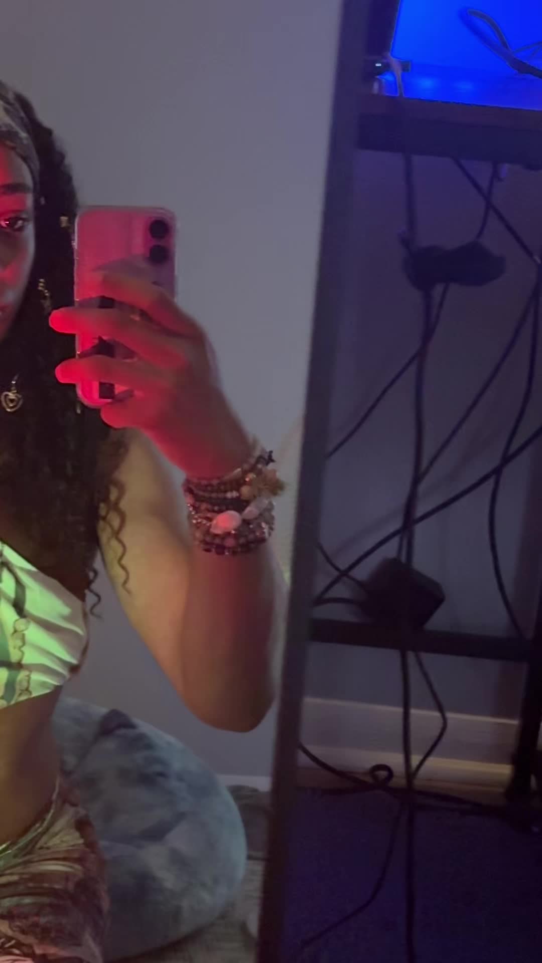 @jazmyne <3