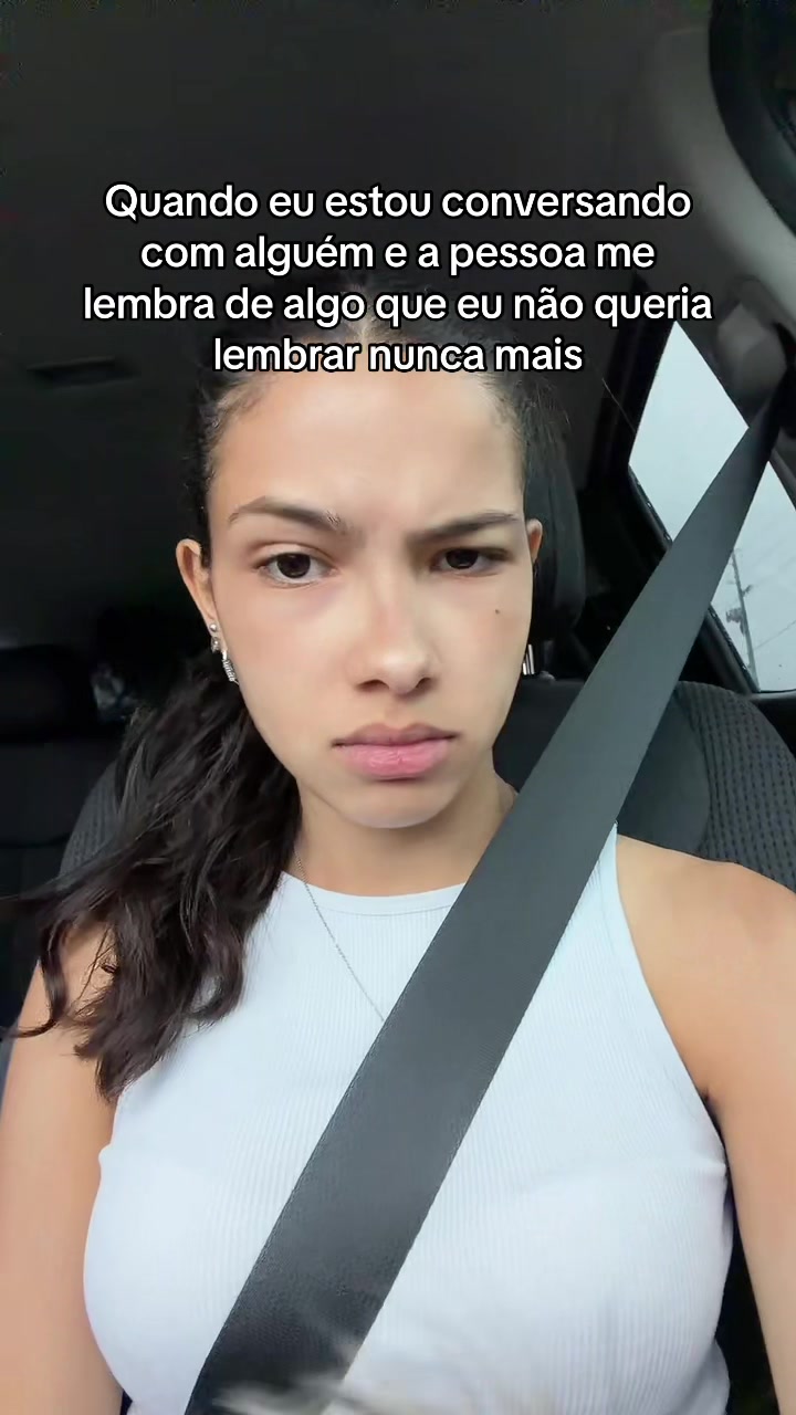 @J&uacute;lia Bittencourt