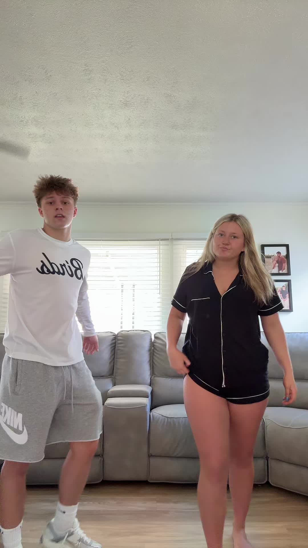 @lalalallalalalalala