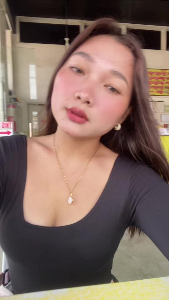 @khn_.aaa on IG
