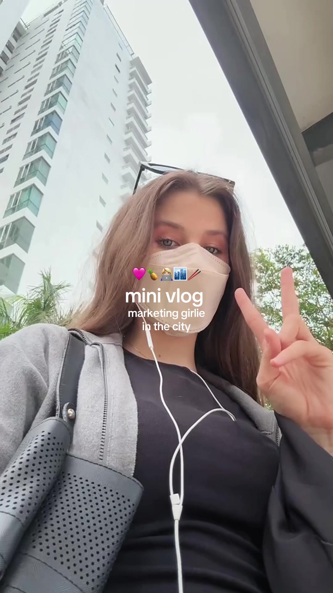 @Ana|Self & Content Growth