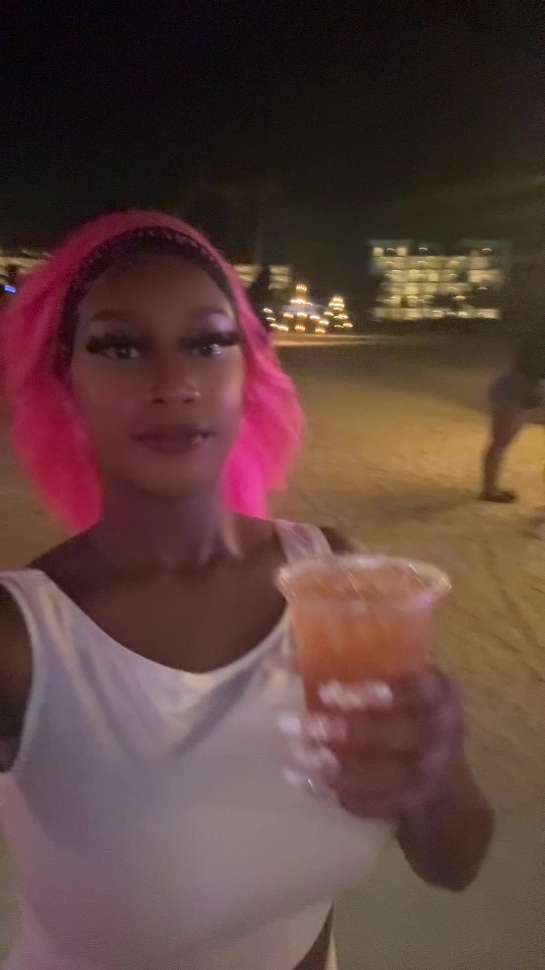 @Juliee