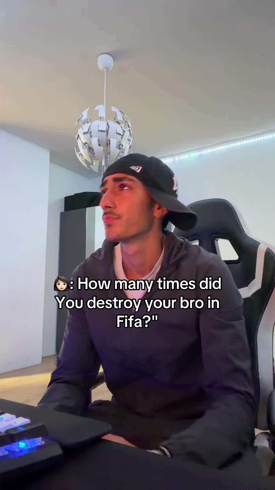 @𝓤𝔃𝔃𝓲シ