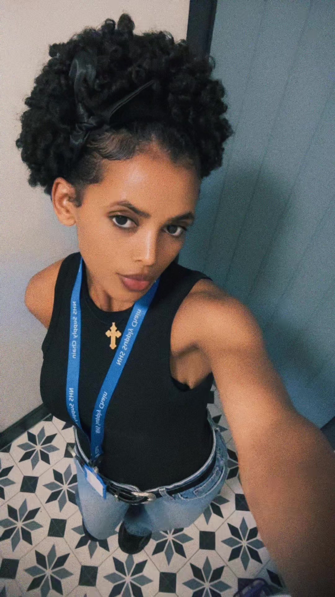 @ብዕድላ😁