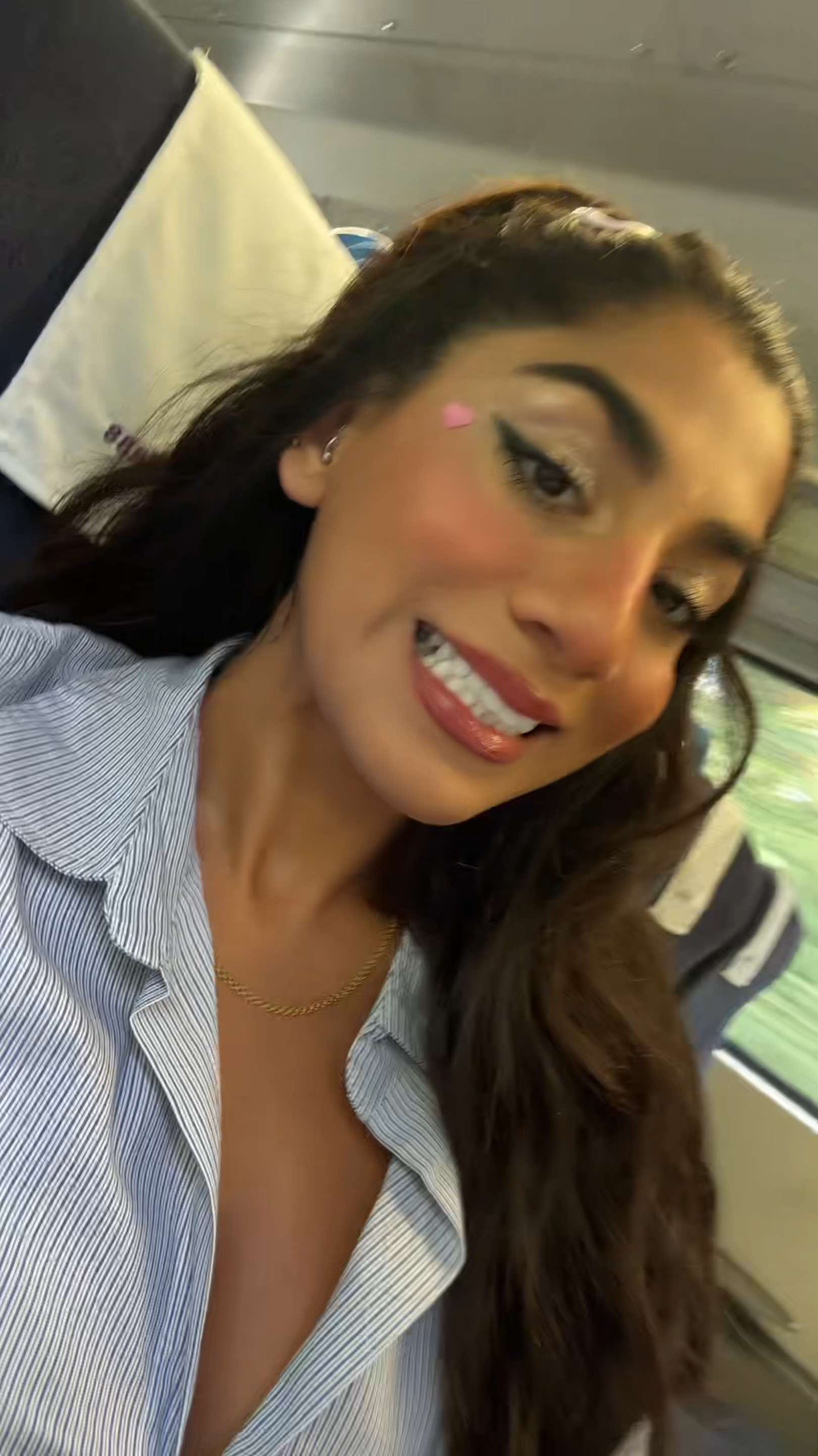 @pinkmoongirl