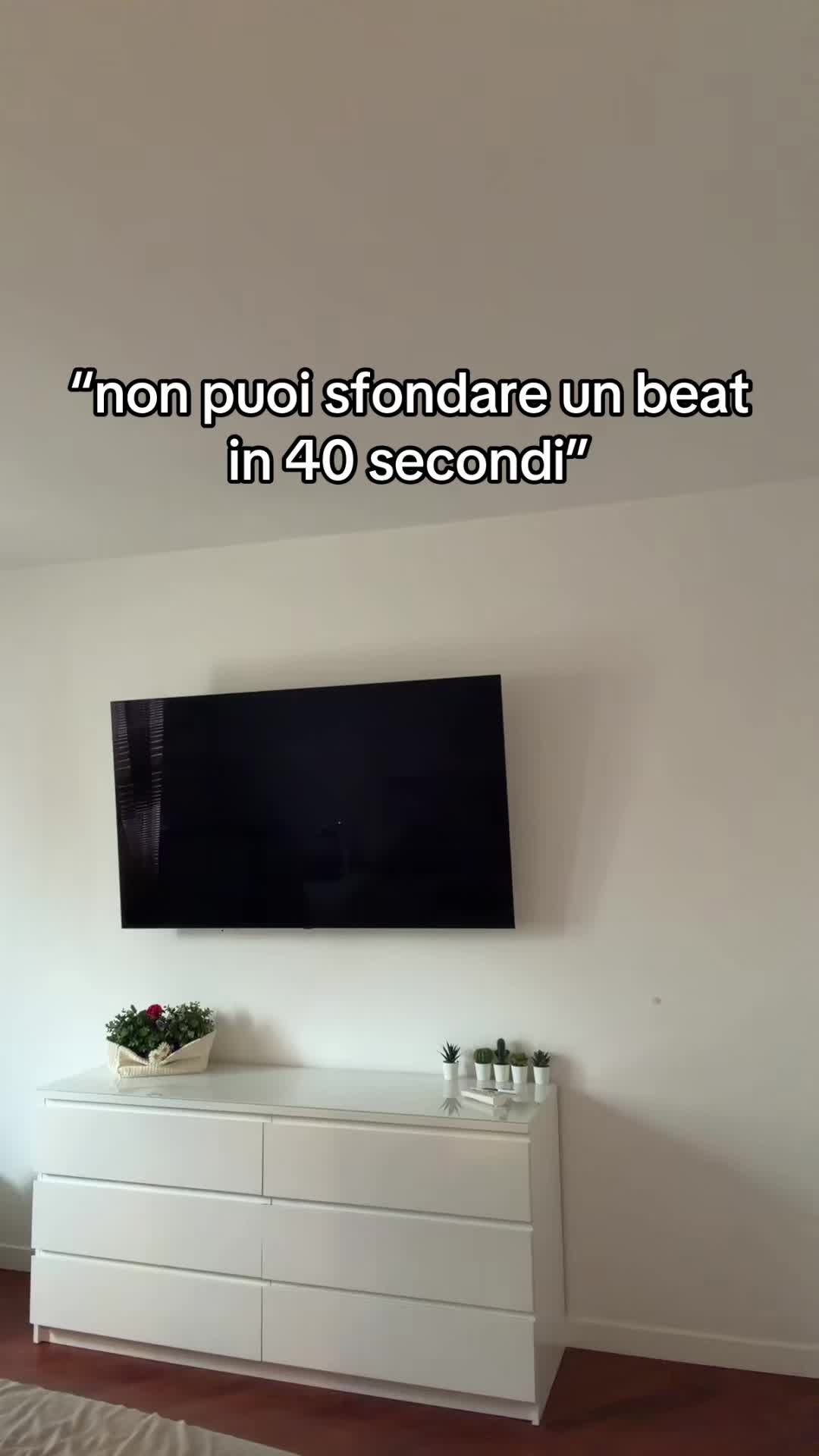 @POL