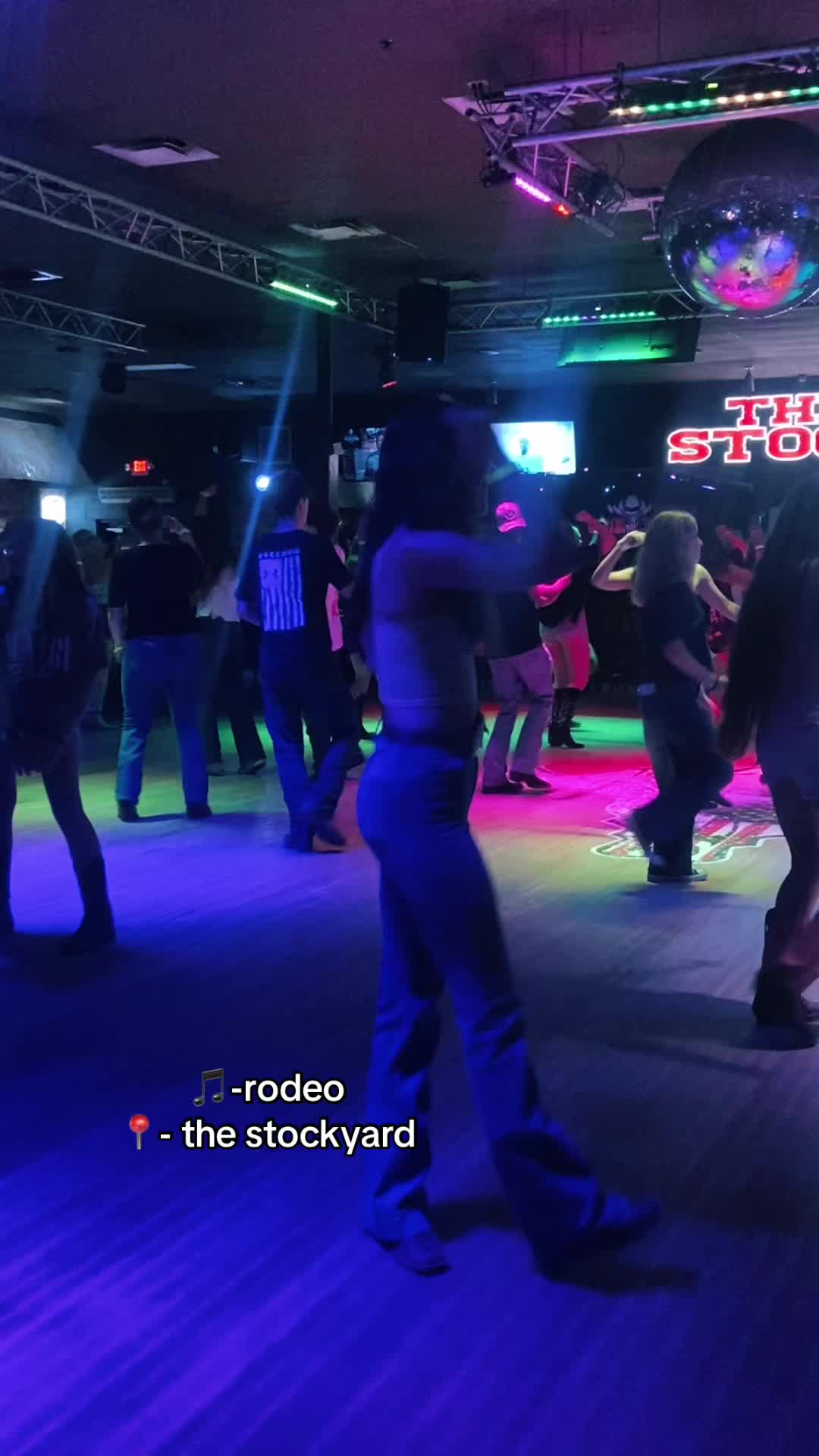@bootscootinizzy