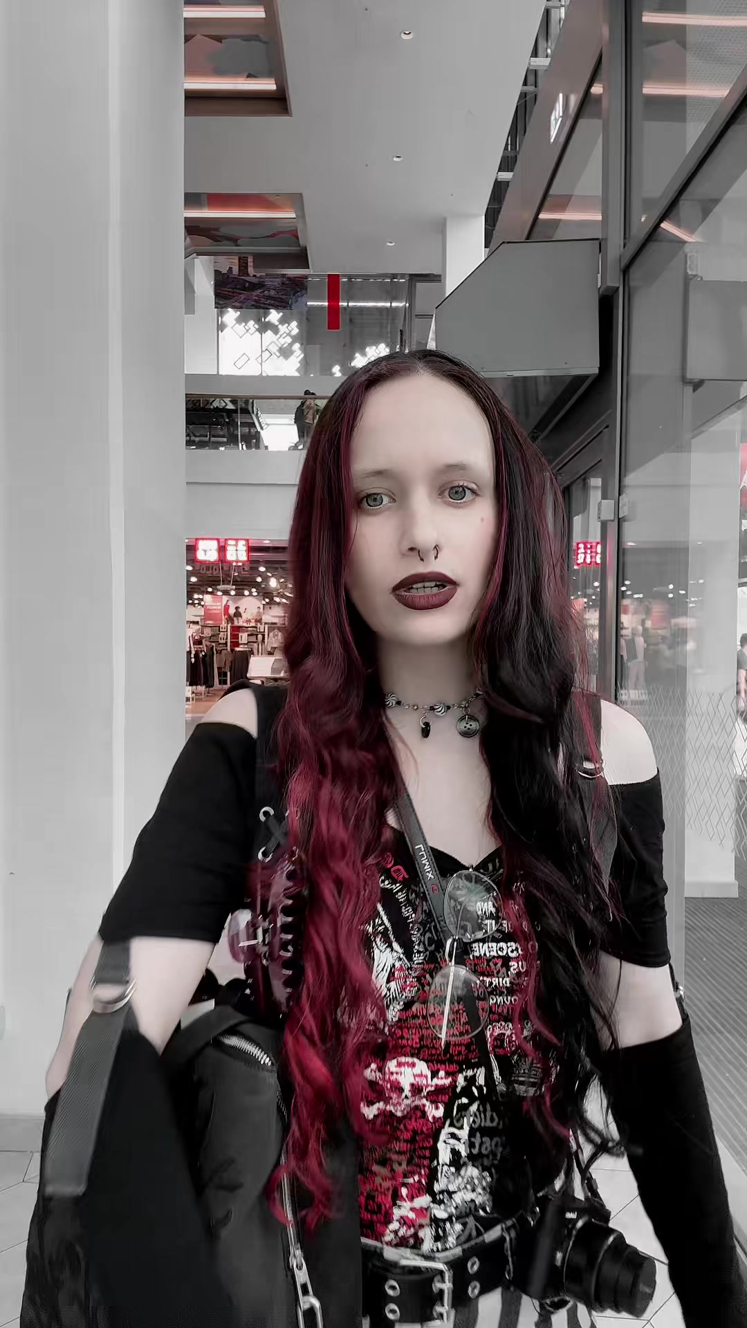 @🦇 𝔐𝔞𝔯𝔦𝔫𝔢 - Goth Girl