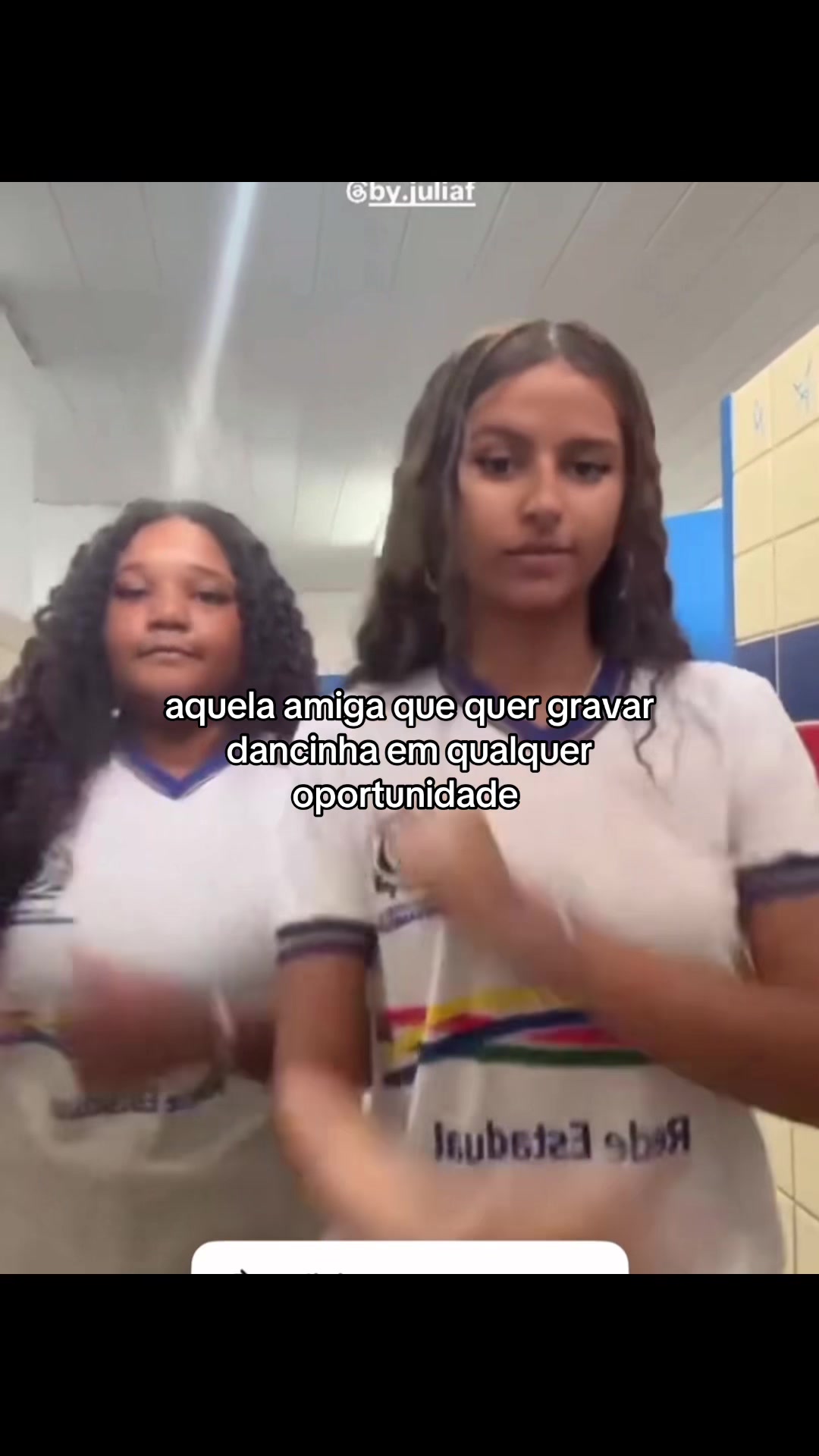 @Júlia Vitória 💗✨️