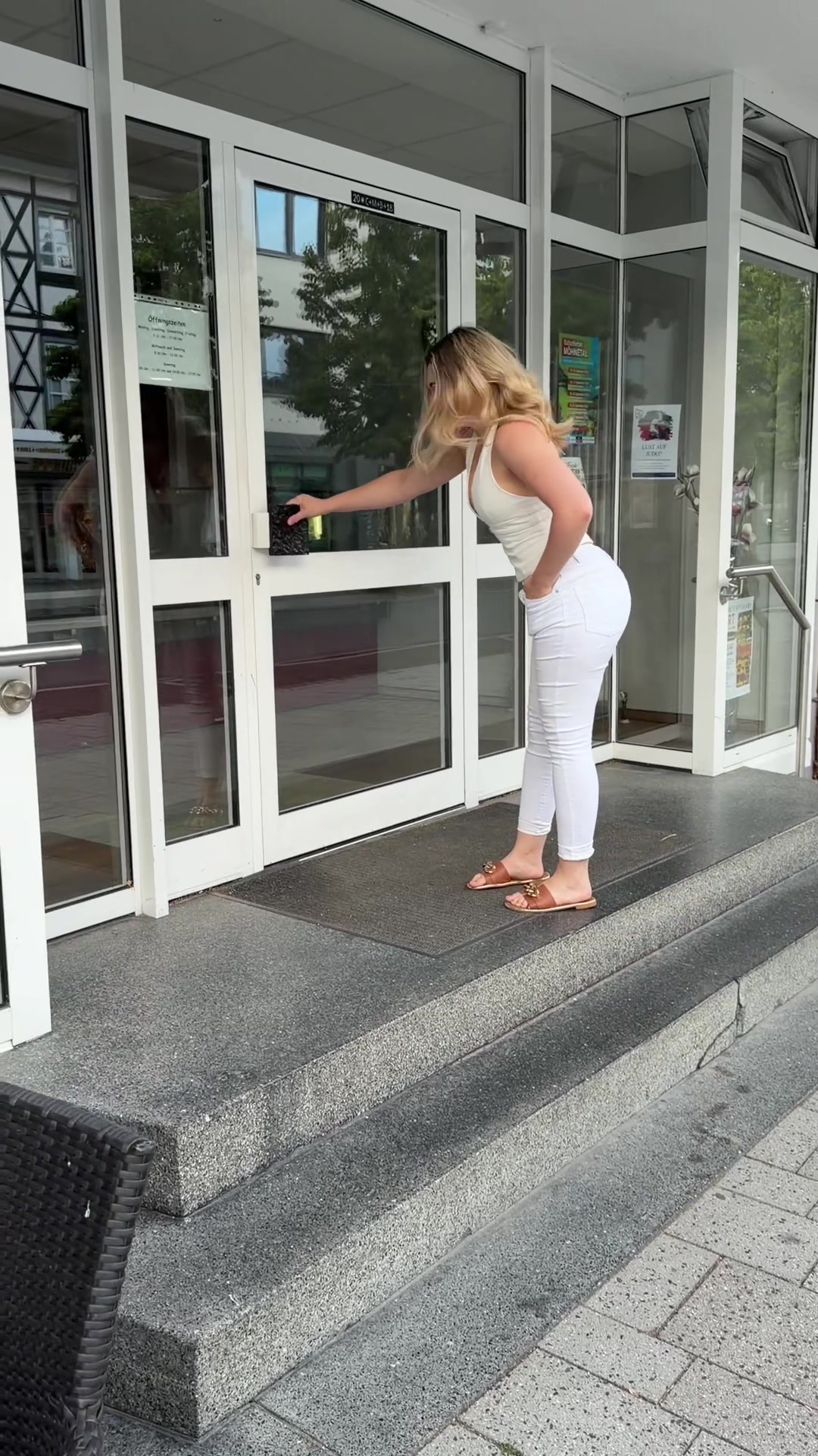 @itsviktoria