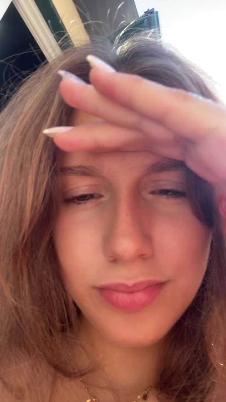 @✰