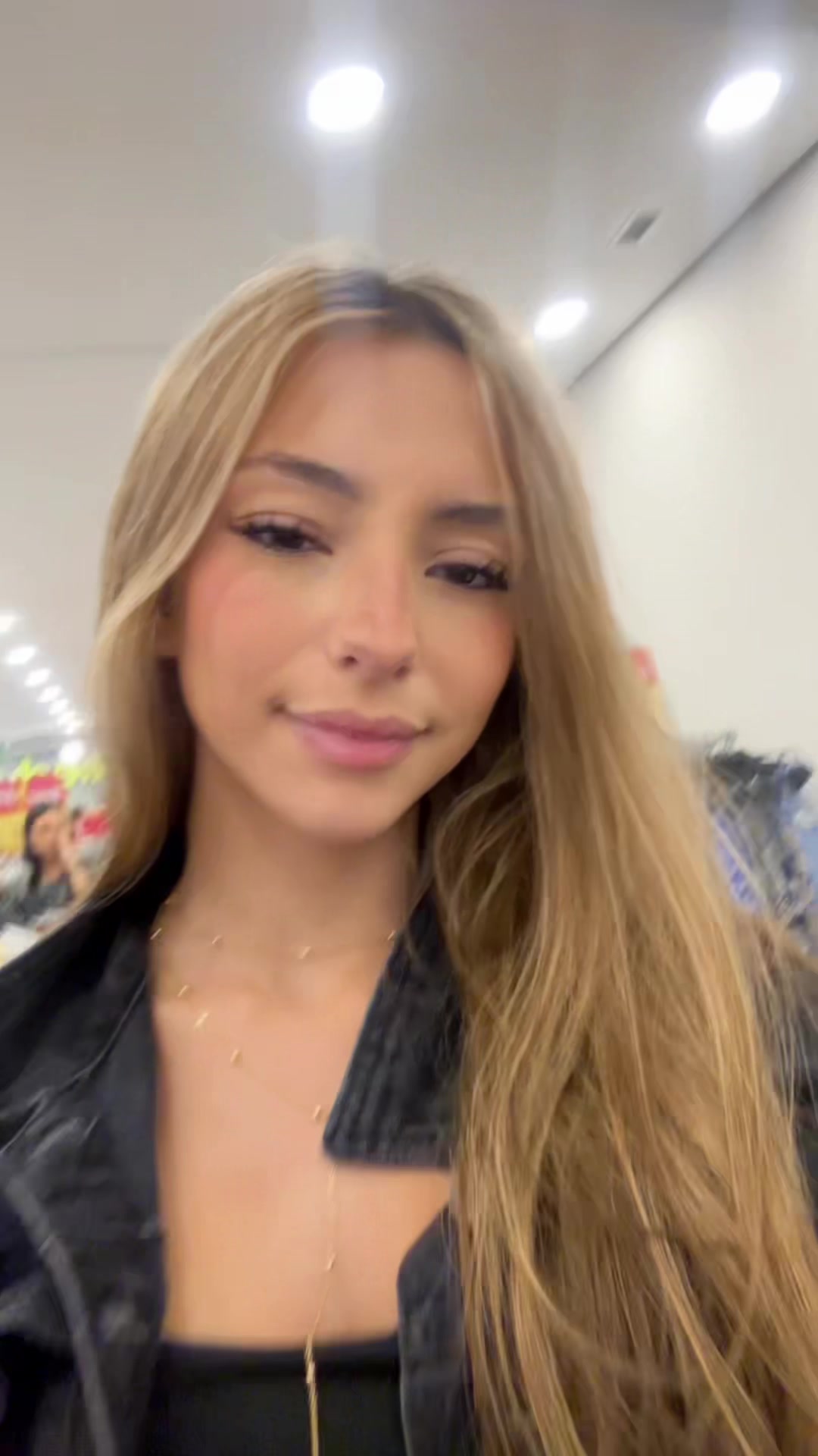 @mirella