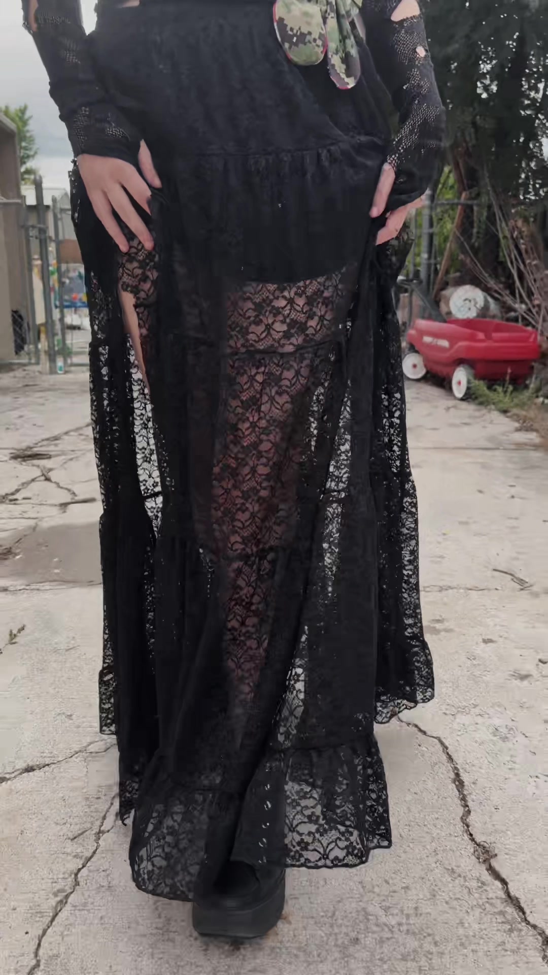 @Witheredbat🦇🖤...💙🦈