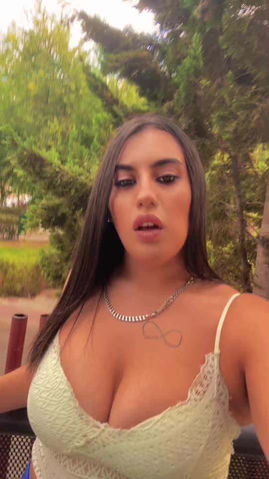 @𝔜𝔞𝔦𝔷𝔞💋