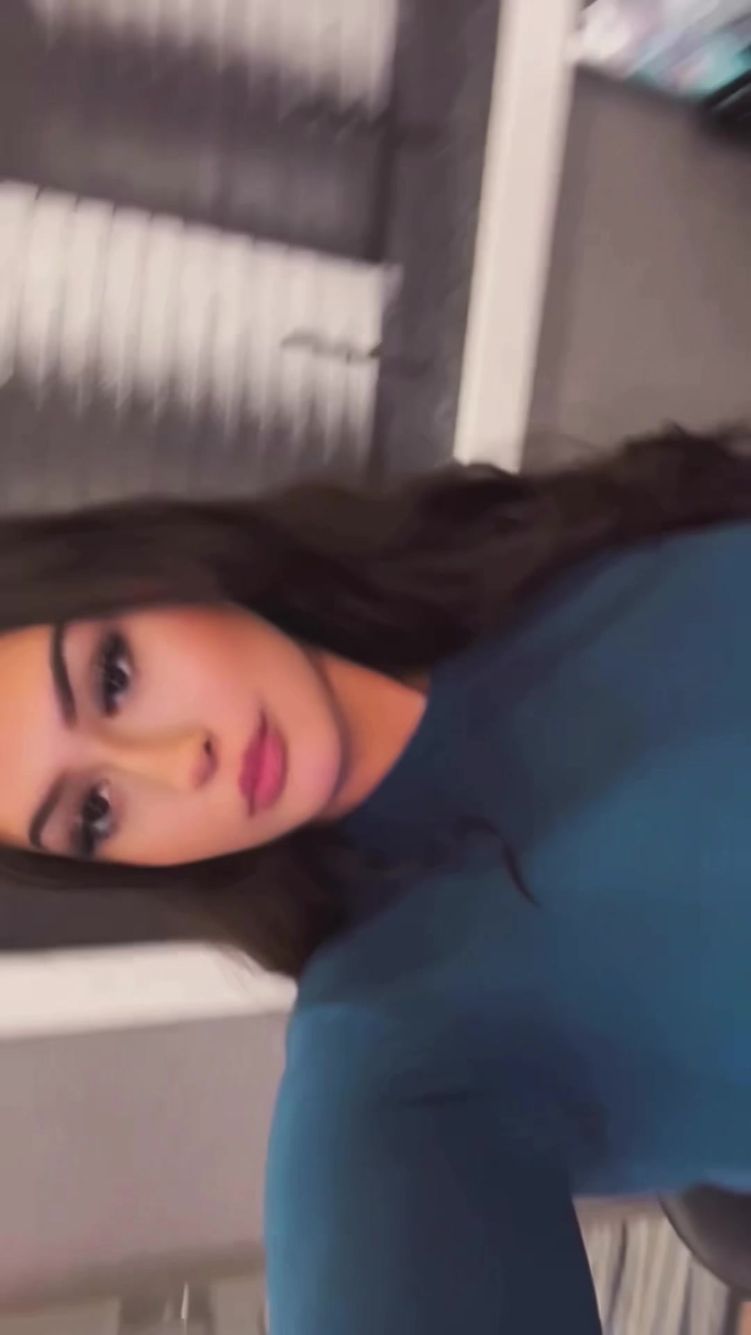 @K.