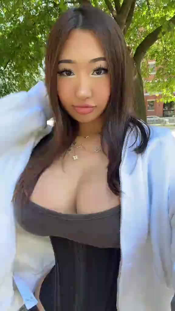 @petitebunniemma