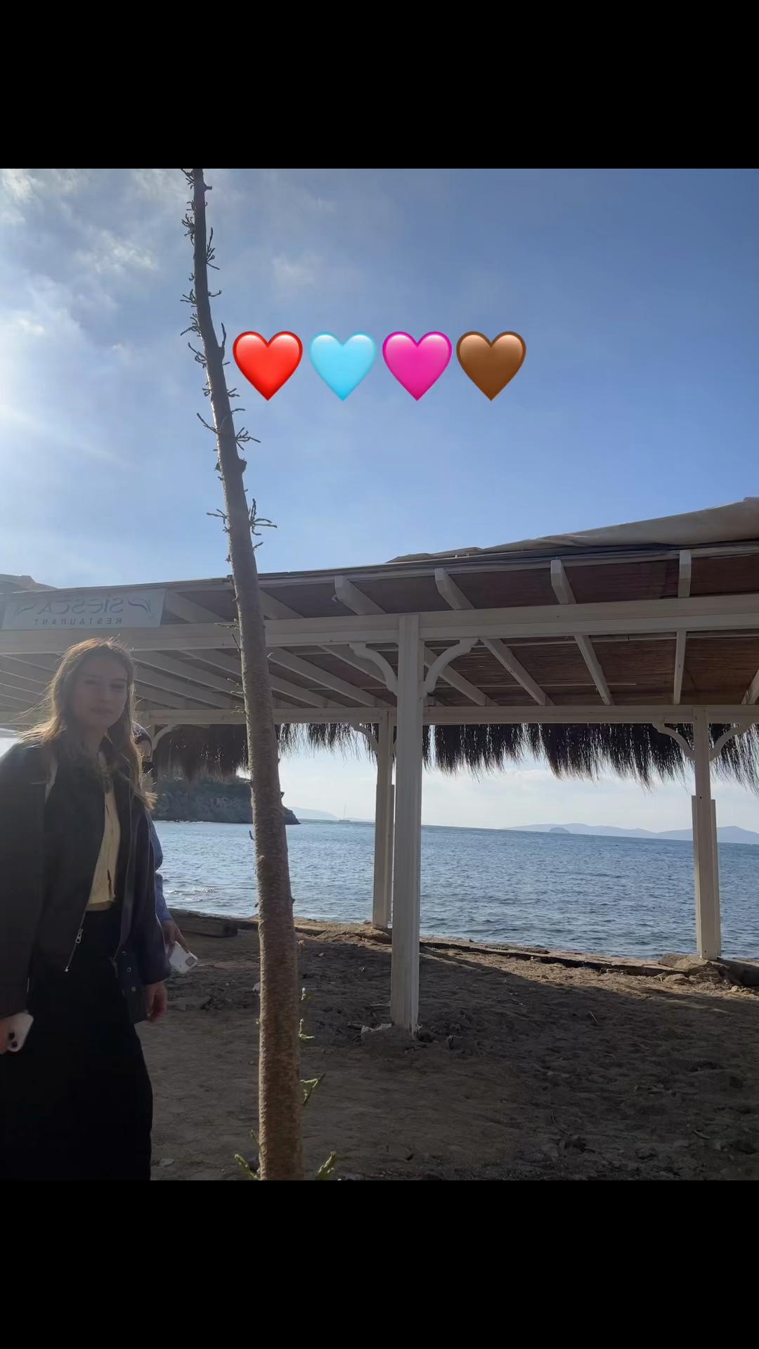 @Melikeyy