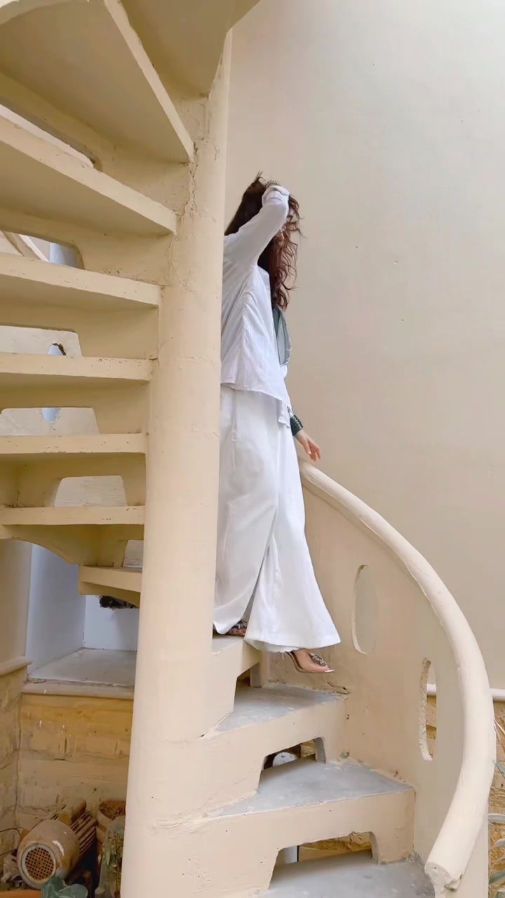 @Faria siddiqui