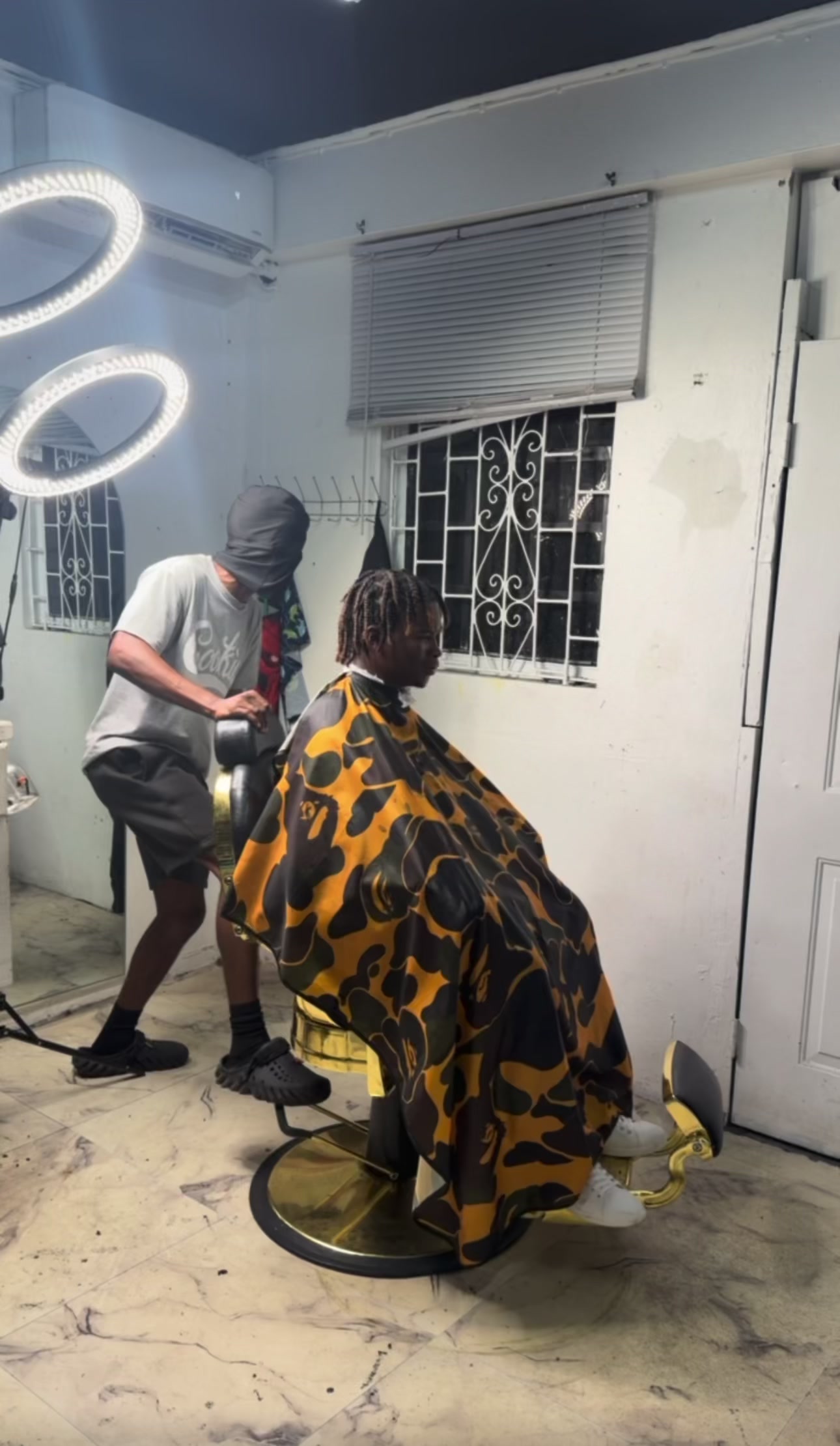 @shem.the.barber
