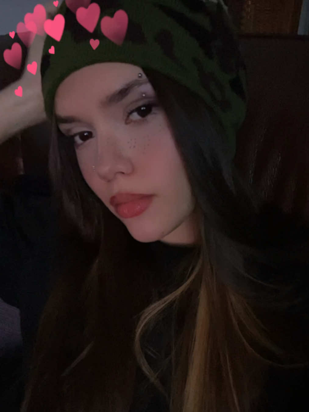 @☥