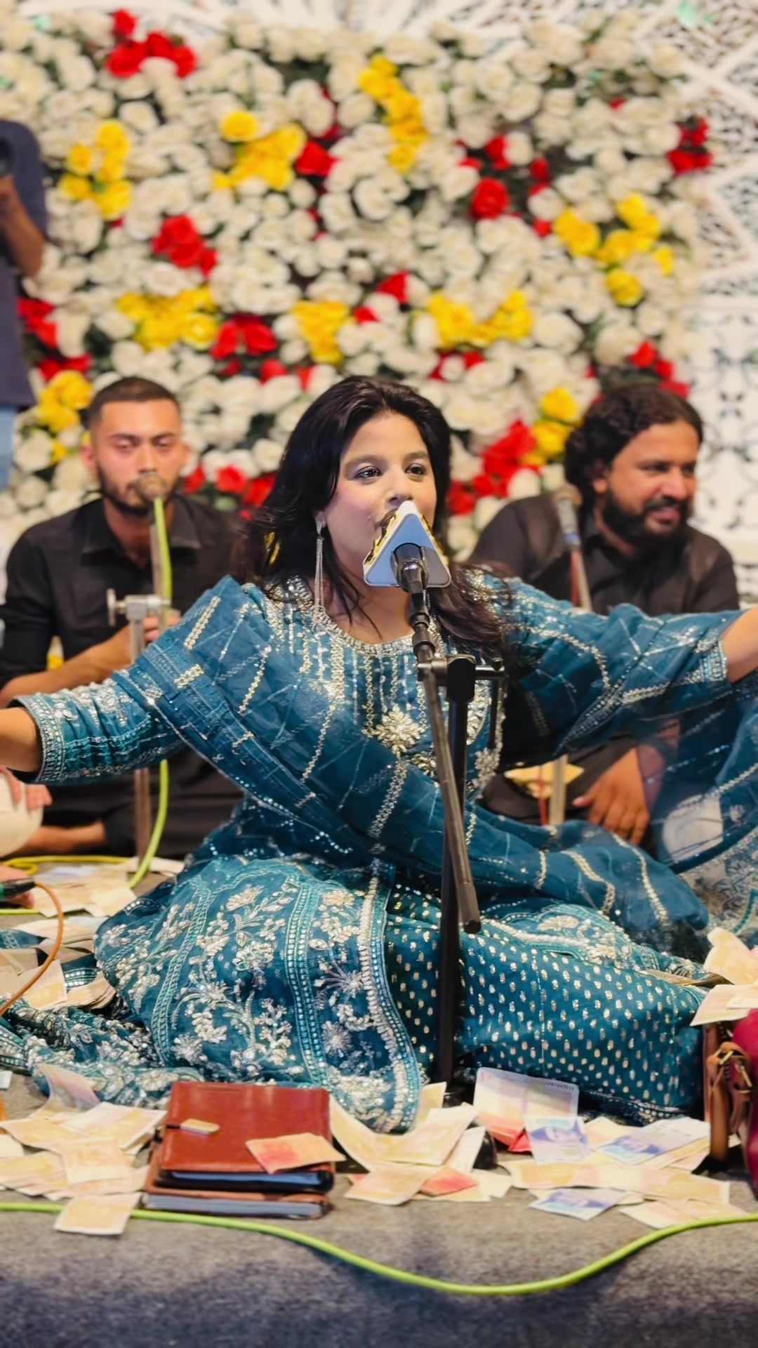 @Tayyba khan