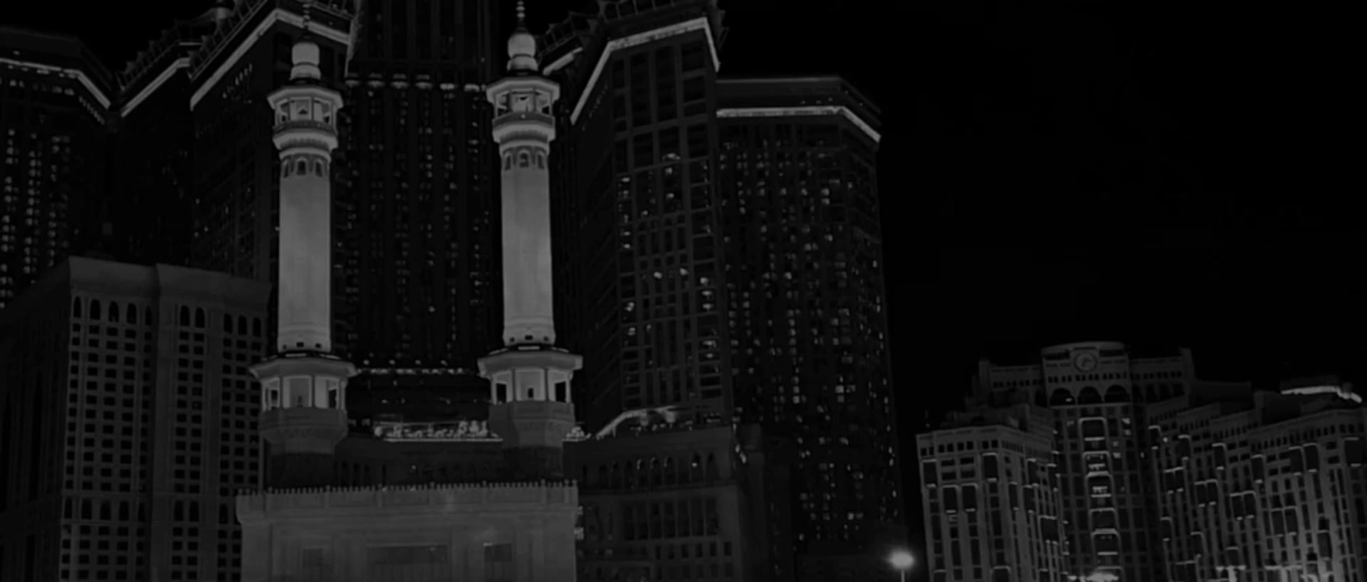 @𝐴𝐿－𝑄𝑈𝑅𝐴𝑁 | آل قرآن
