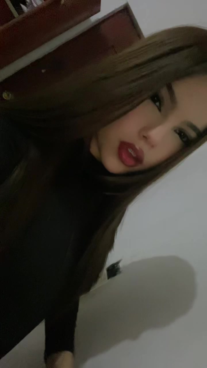 @Anais