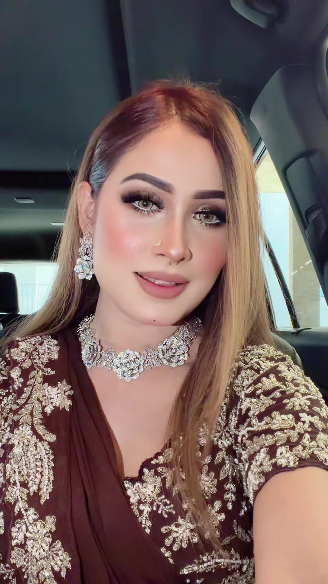 @Sunsinenila