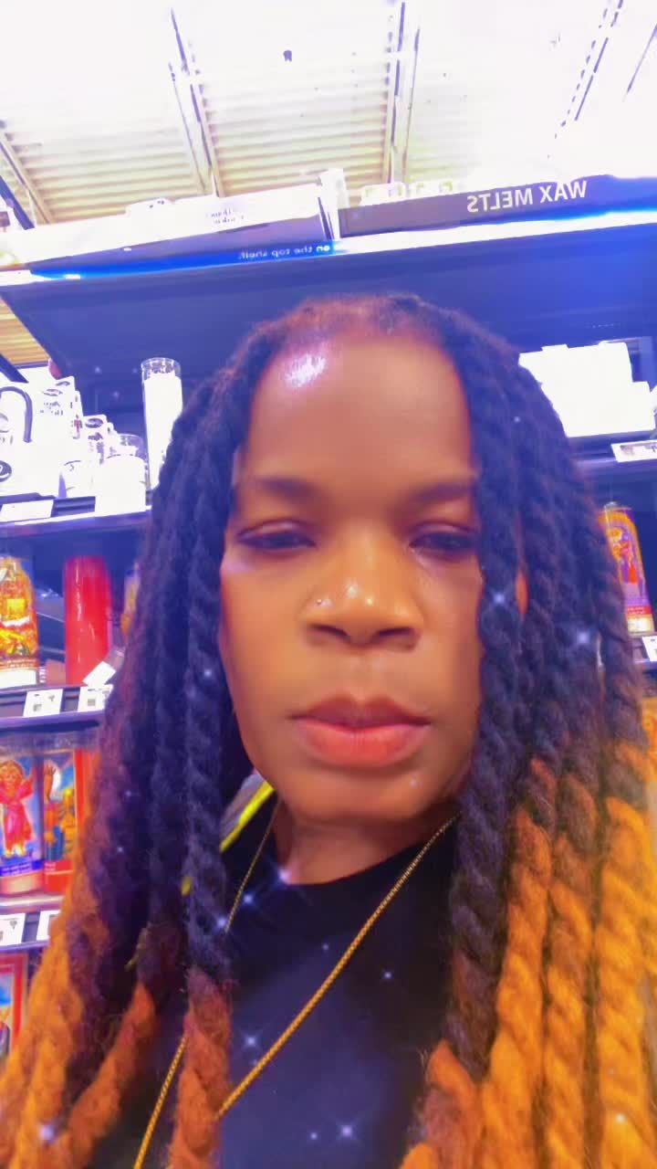 @Larenejasmine
