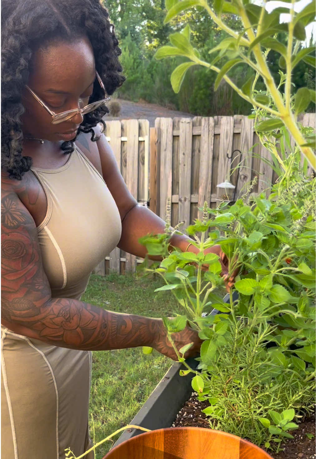 @Essencetheherbalist