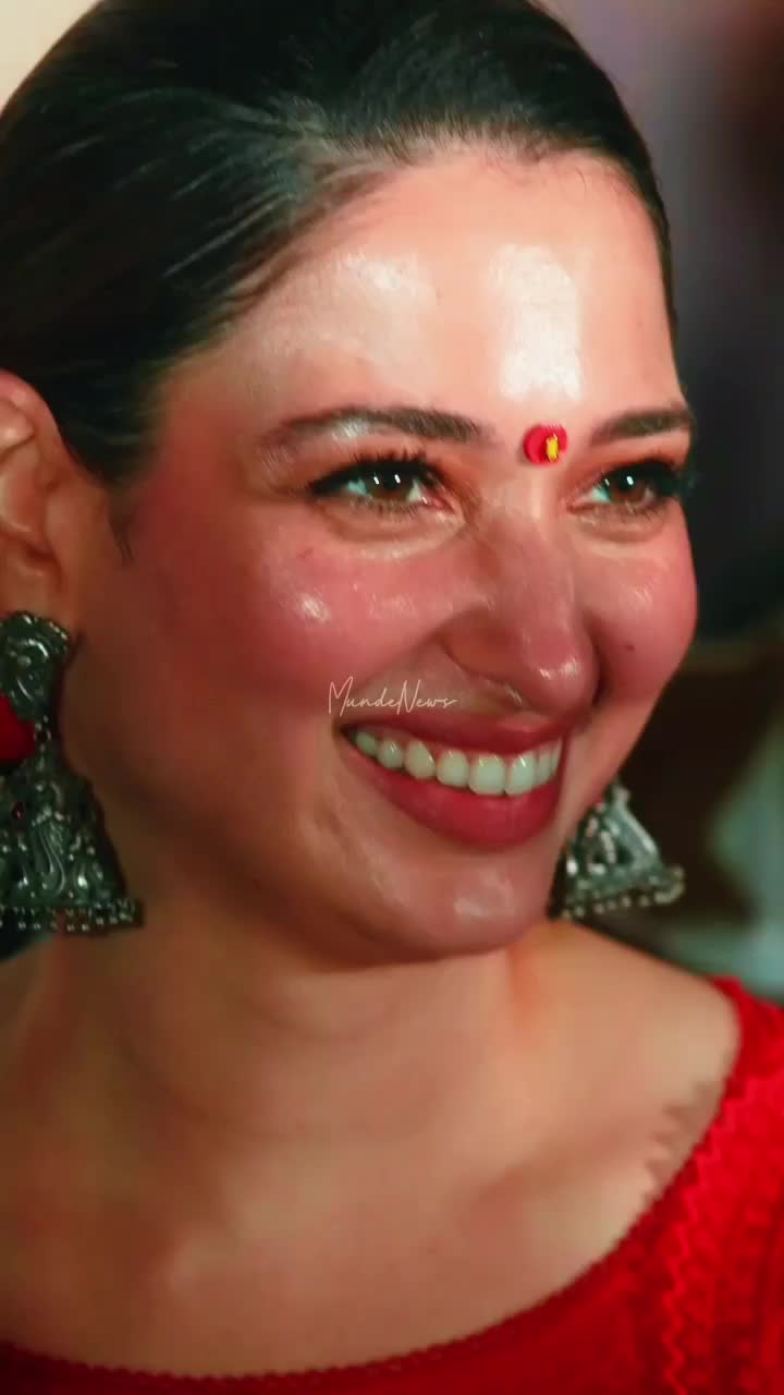 @real.tamannaah.bhatia.02