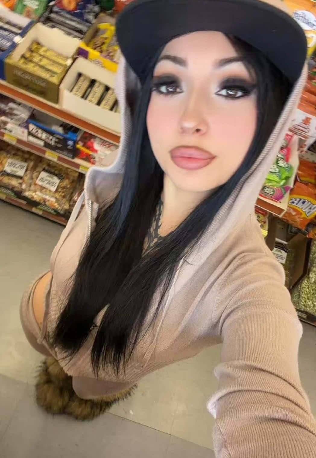 @𝒱𝒶𝓃ℯ𝓈𝓈𝒶