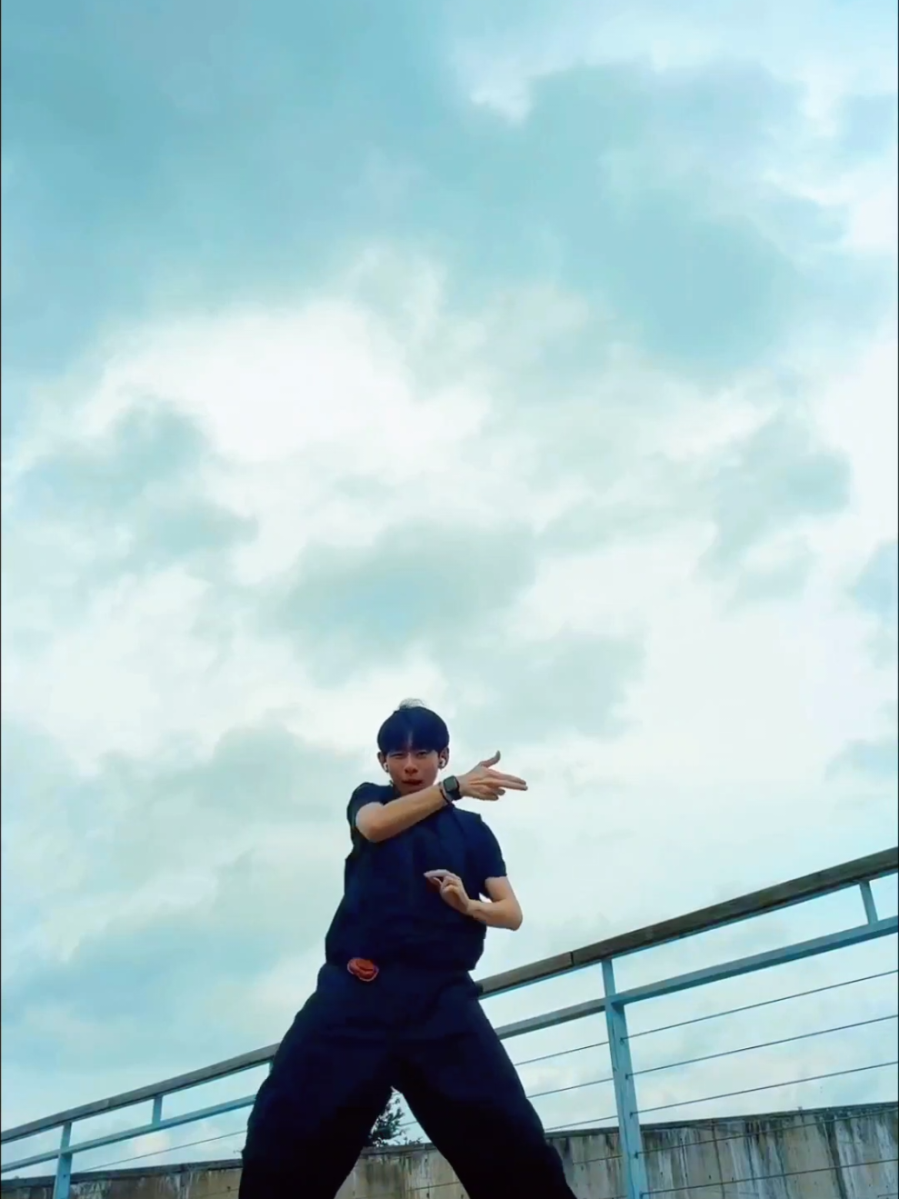@EMOTI:M_OFFICIAL