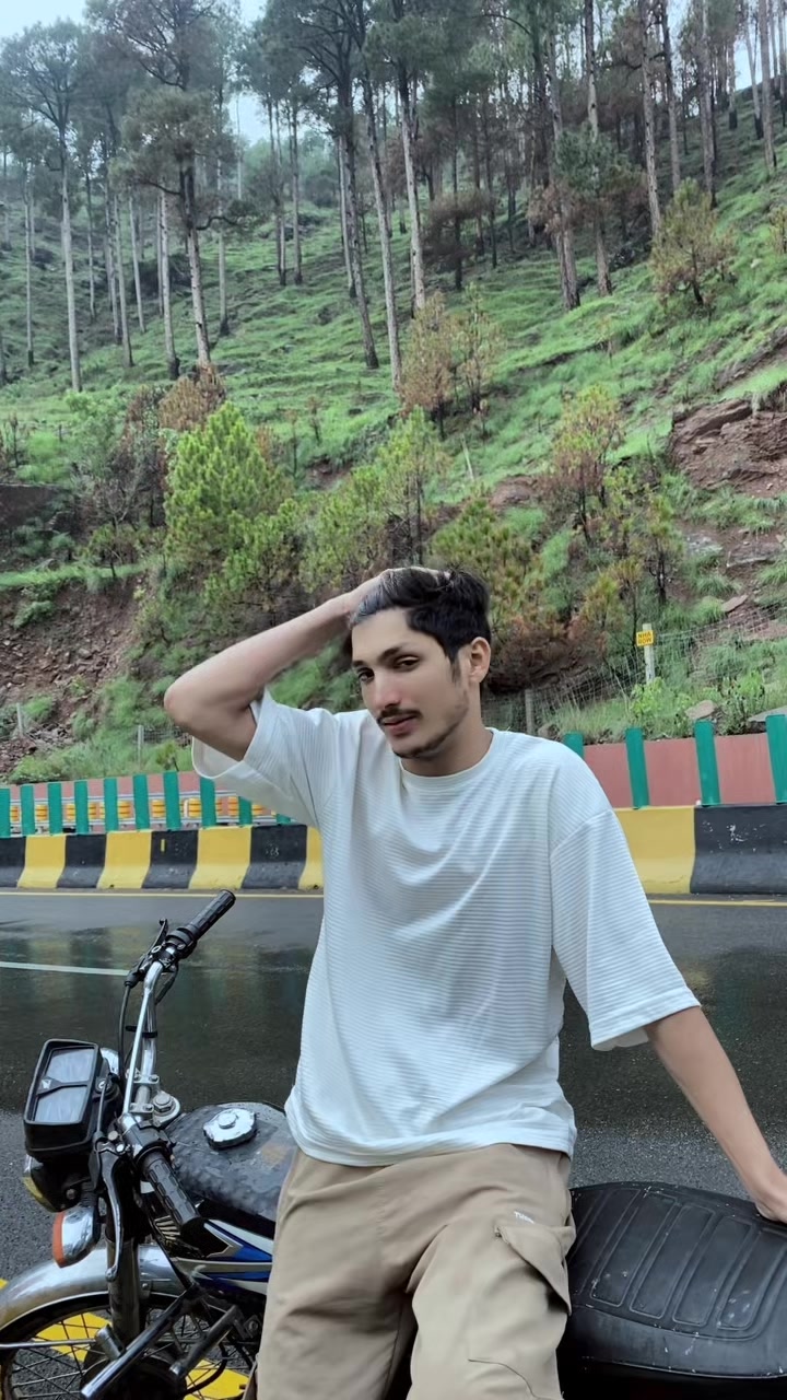 @مسافرلوگ🥀