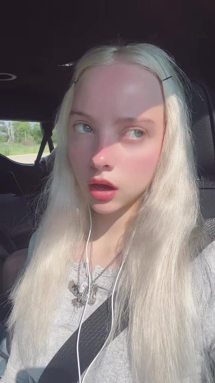 @🌙Madeleine🪻