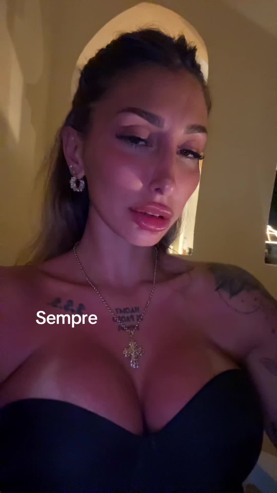 @🤎NAOMY🧸
