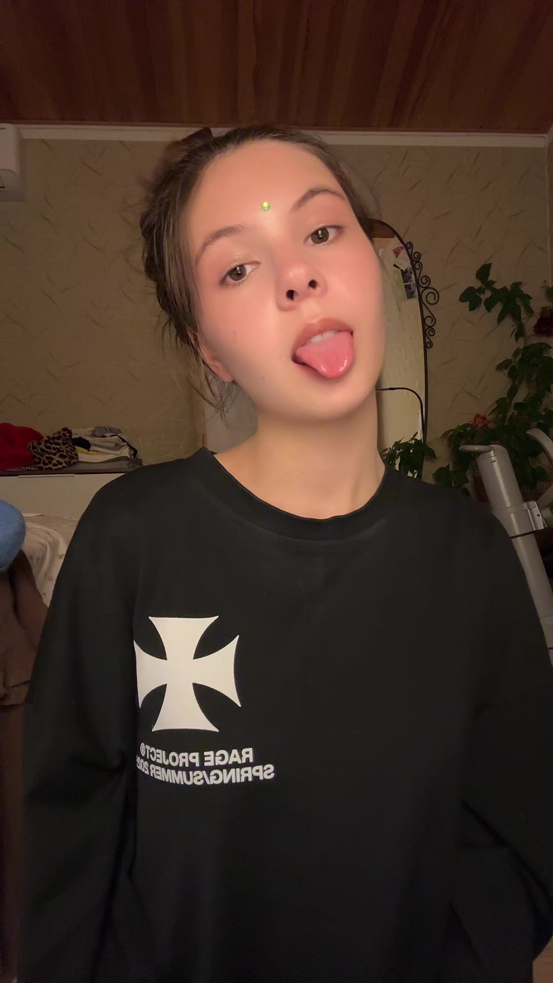 @DEAR_POLLY