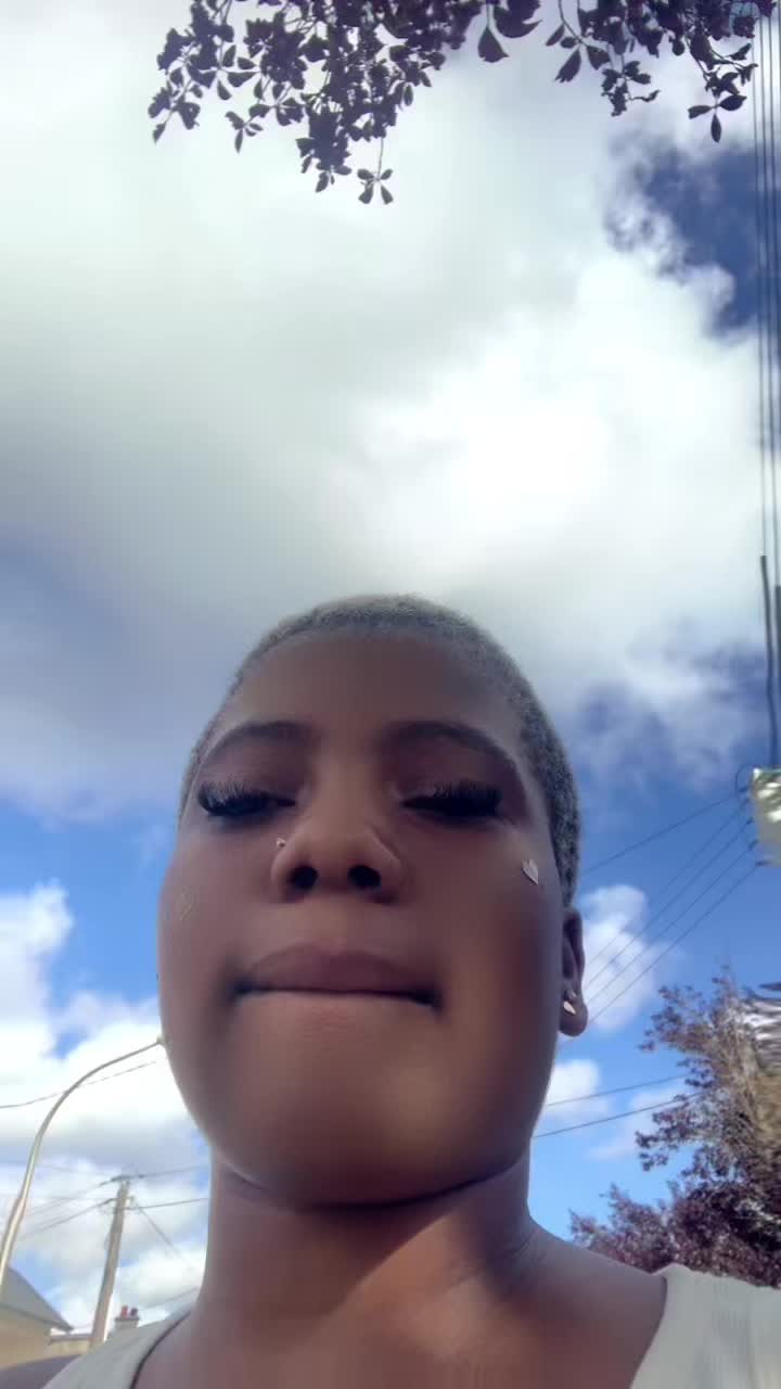 @🌸~<Tia🥹🦋💕