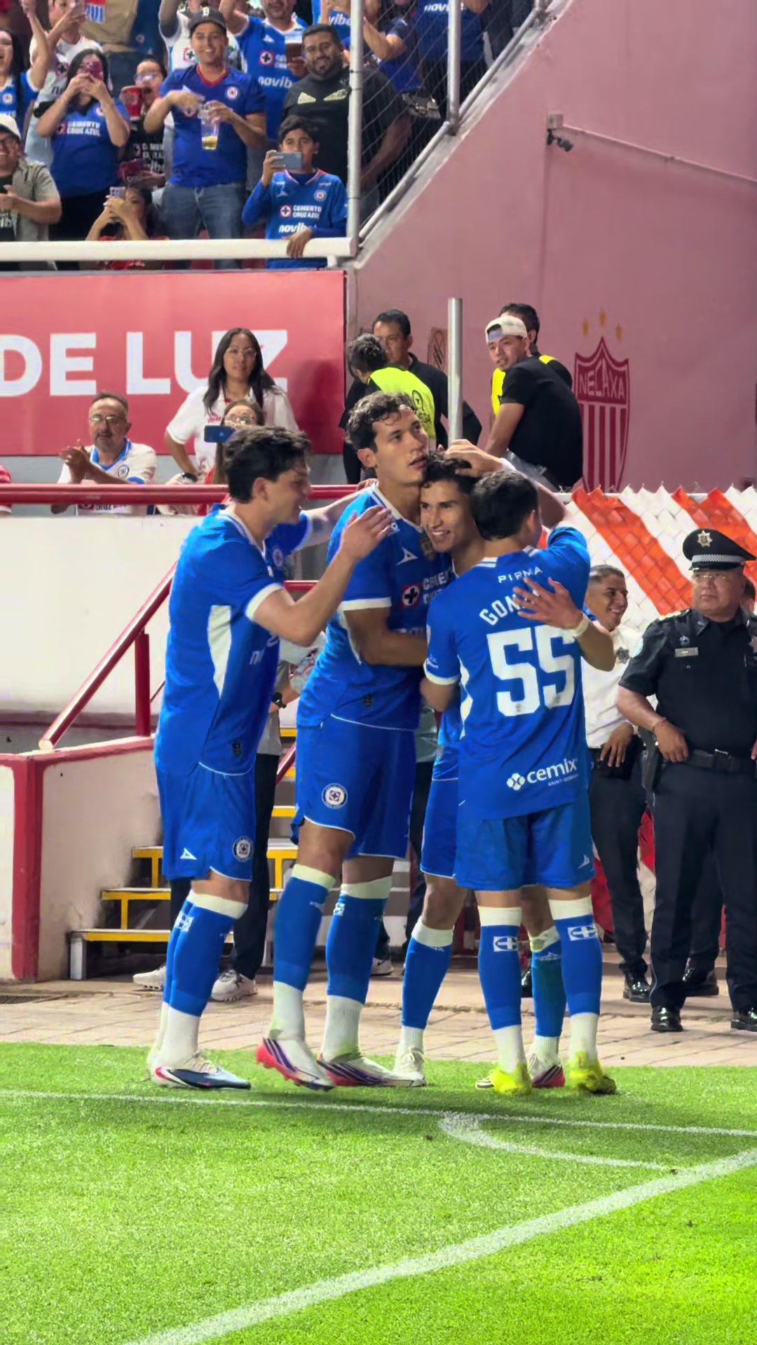 @Cruz Azul