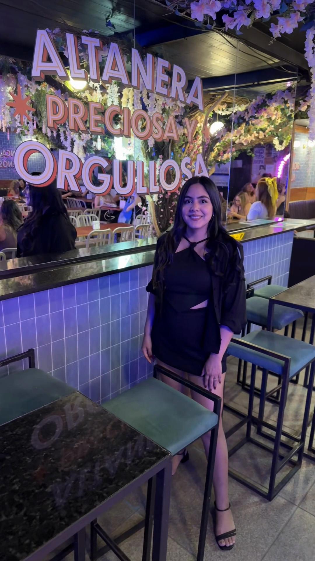 @Angela Galarza Cardozo